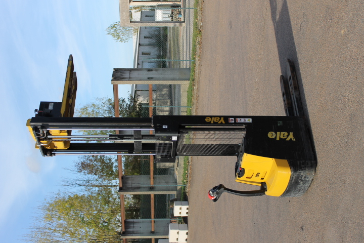 YALE MS12AC