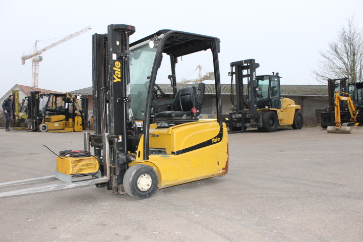 YALE ERP16VT