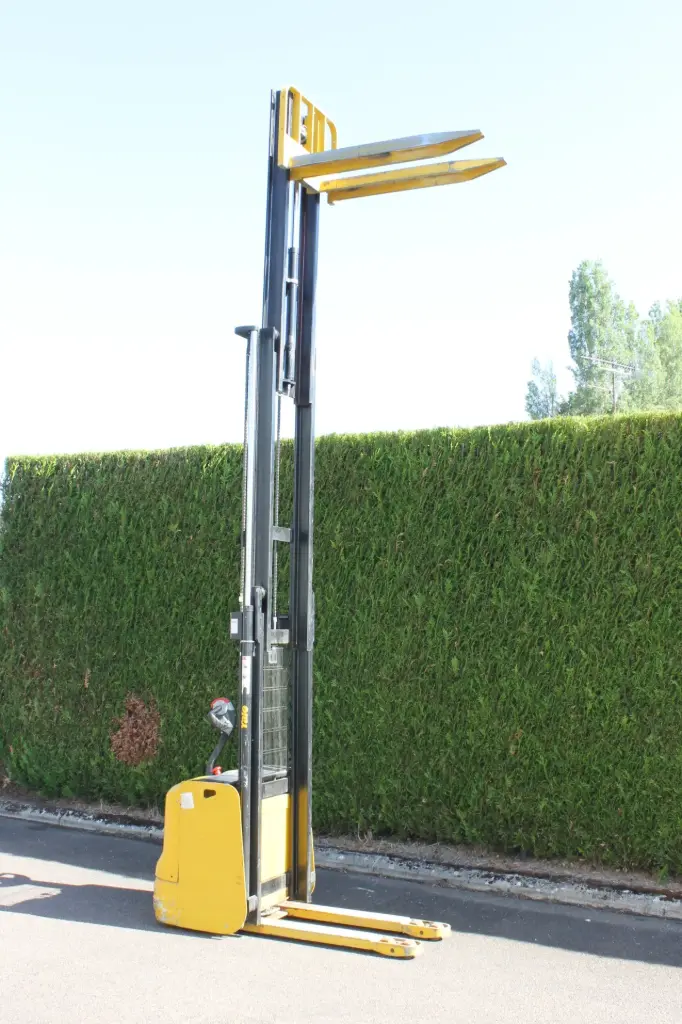 YALE MS12AC